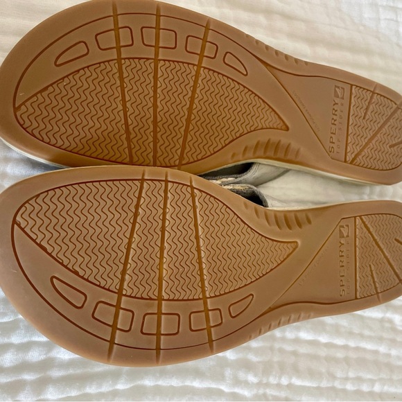 Sperry Parrotfish silver/gray flip flop sandals leather/woven comfort soles 9 - Picture 5 of 7